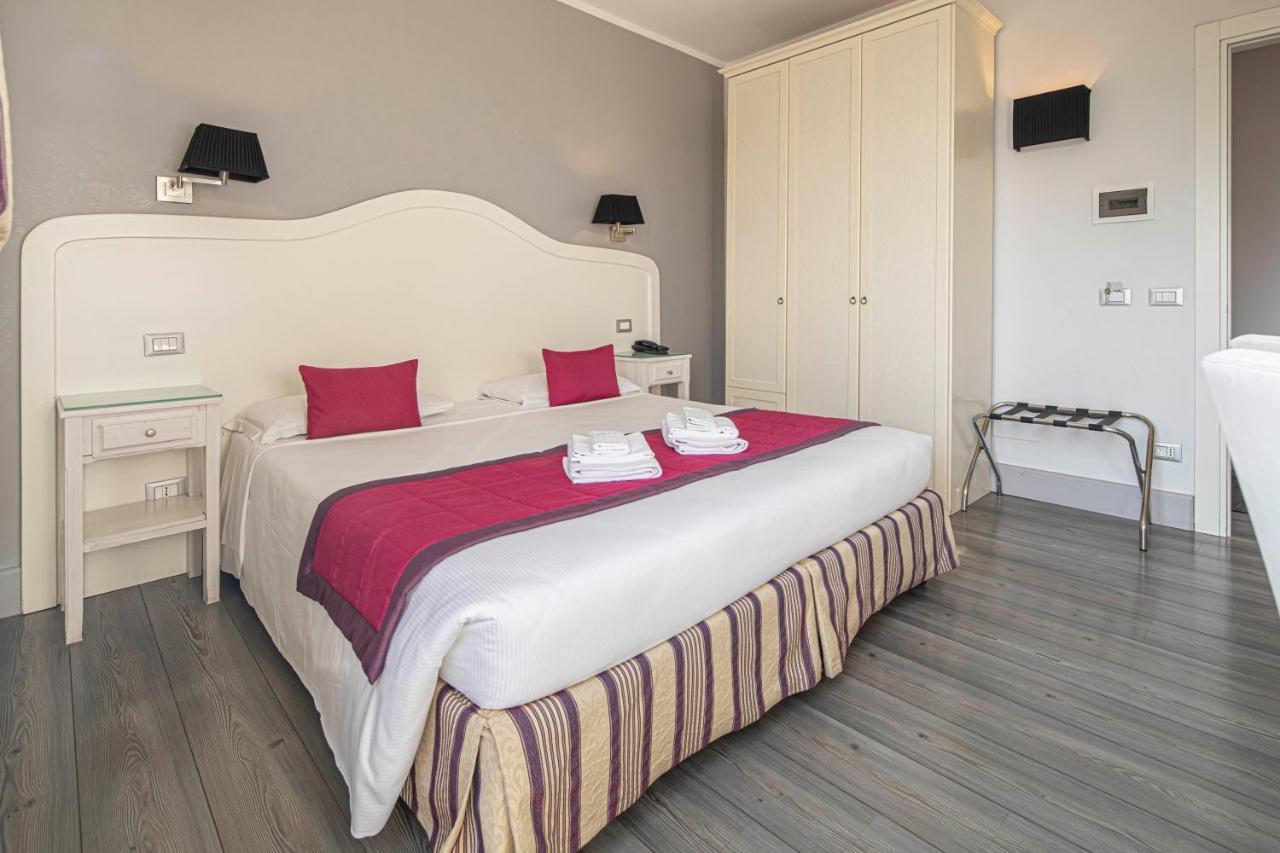 Residenza Castrense Bed & Breakfast Rome Exterior photo