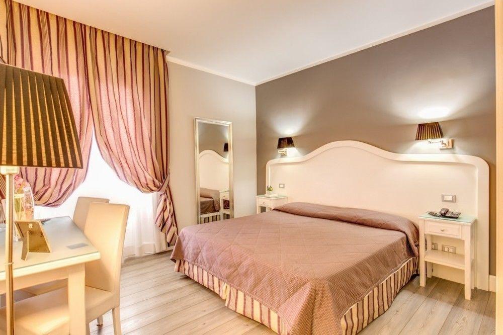 Residenza Castrense Bed & Breakfast Rome Exterior photo